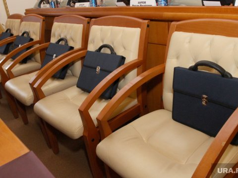 Regionlarda direktor müavinlərinin təyinatı niyə gecikir? – SƏBƏB VƏ İRADLAR