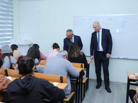 İctimai şura üzvləri LDU-da imtahanların gedişini izləyib
