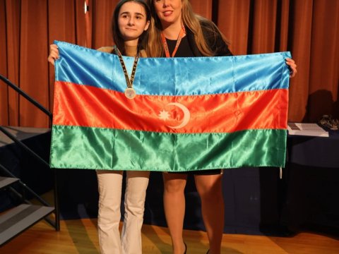 Azərbaycanlı şagird ABŞ-da  Beynəlxalq Olimpiadada qızıl medal qazandı-FOTO