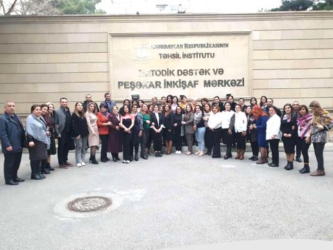  66 pilot məktəbin direktor müavinləri üçün keçirilən təlimlər davam edir-ARTİ   