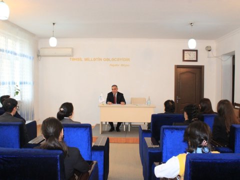 MDU-da gənc əməkdaşlar və tələbələrlə görüş keçirilib