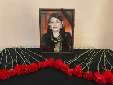 Azərbaycanda daha bir müəllim vəfat etdi 