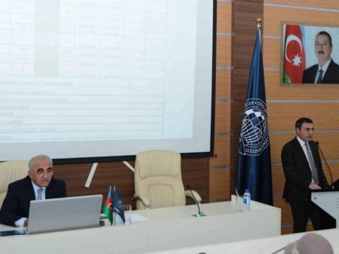 Prorektor: 295 tələbə UNEC-in xüsusi təqaüdünü qazanıb