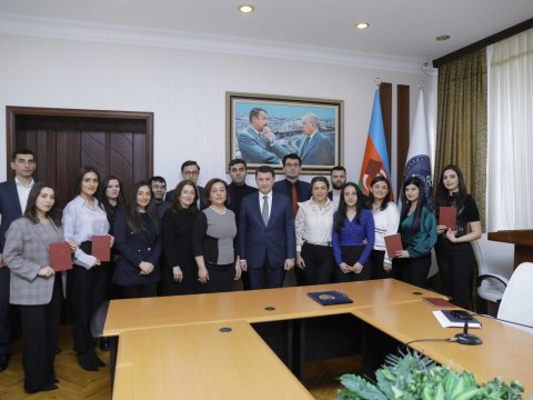 ATU-da magistrlara diplomlar təqdim olunub