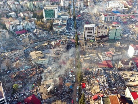 Türkiyədəki zəlzələdə azərbaycanlı müəllimlər də zərər çəkib - XİN