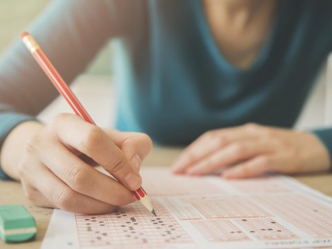 Kollecdə oxuyarkən universitetə imtahan vermək olar?- CAVAB