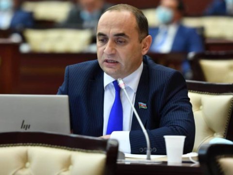 Deputat hökumətdən tələbələrə güzəşt İSTƏDİ