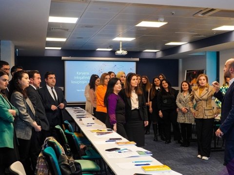Karyera məsləhətçilərinin hazırlığı üçün təlim keçilib