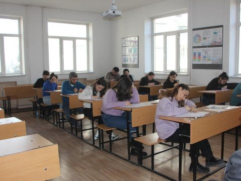 Naxçıvanda magistratura imtahanı keçirilib