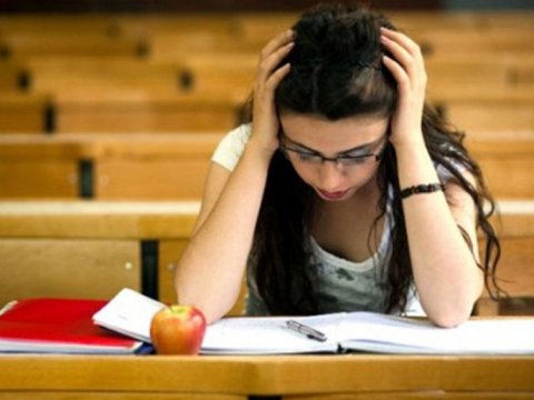 Tələbələrin dərslik problemi - Ali məktəblərdə vəziyyət necədir... - ARAŞDIRMA