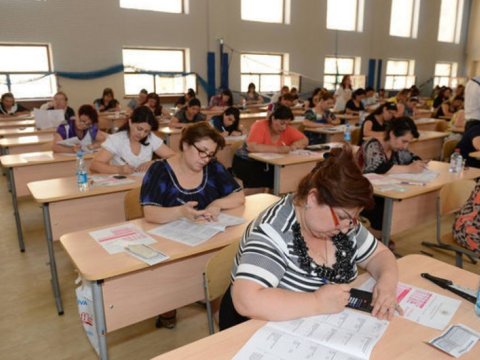 Peşə məktəblərində çalışan müəllimlərin maaşı artırılıb