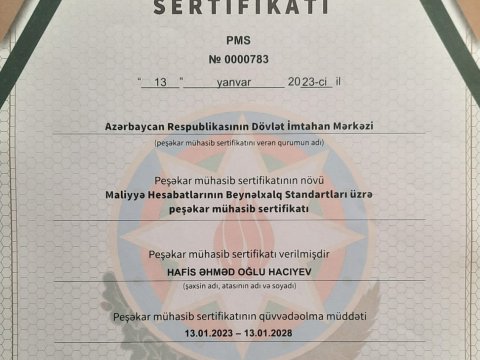 Dekan “Peşəkar mühasib” sertifikatı qazanıb