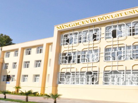 MDU-da Elmi Şuranın növbəti iclası keçirilib