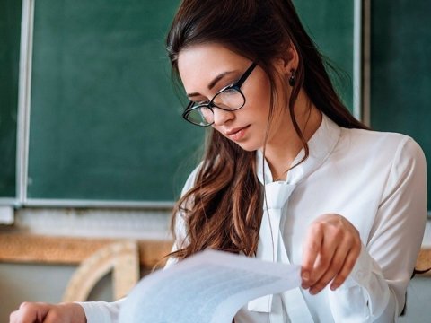 Müəllimləri maraqlandıran məsələ: Həmkarlar təşkilatından çıxmaq olar? - Hüquqşünas CAVABI