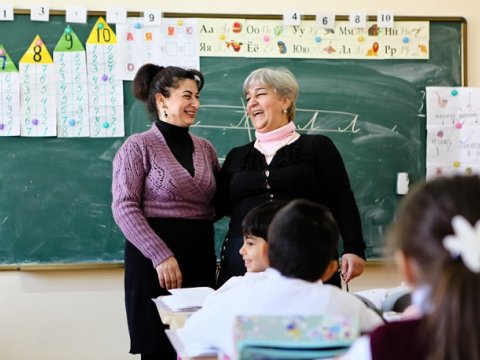 Müəllimlər istədikləri maaşa uyğun keyfiyyətli tədris aparırlarmı? - REAKSİYA