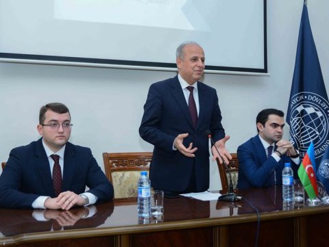 UNEC-də “Yeni Klub” təsis olundu
