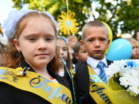 Yuxarı siniflərdə təhsil iki dildə aparılacaq