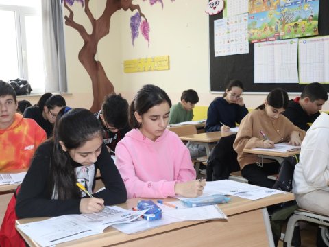  İngilis dili Olimpiadasının ilk mərhələsi keçirilib