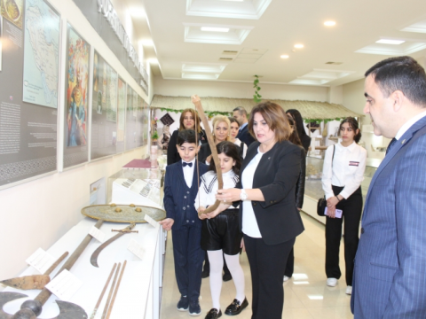 Bakı məktəbliləri Özbəkistanda olub