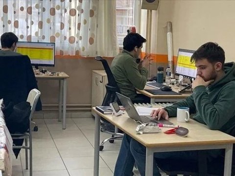 Zəlzələdən zərər çəkmiş tələbələr işlə təmin olunacaq 