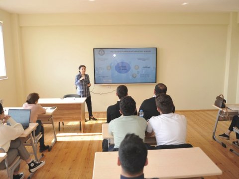 BMU-da “Dövlət sektorunda audit” təlimləri davam edir