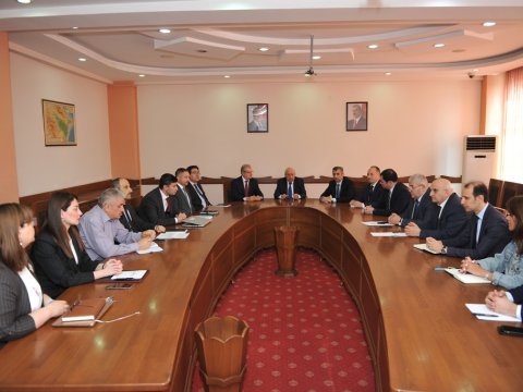 Universitetdə akkreditasiya ilə bağlı iclas keçirilib