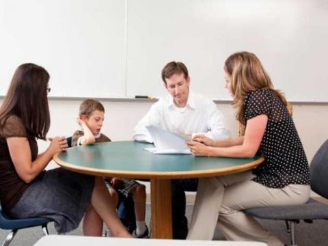 Valideyn-müəllim münasibəti necə olmalıdır?