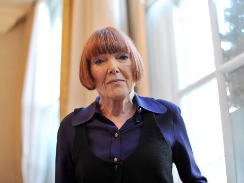 Mini yubkanın dizayneri vəfat edib