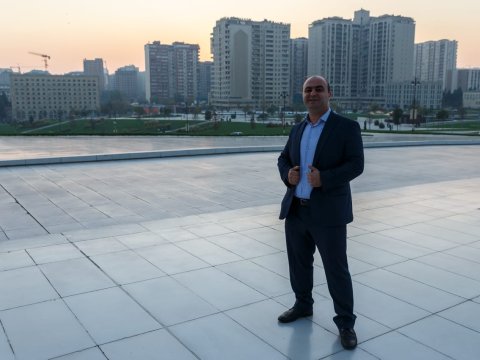 60 dil bilən İbrahim Cəfərov: “Dil öyrənmək üçün fitri istedad lazım deyil” - MÜSAHİBƏ