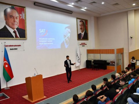 BMU-da seminar: “Peşəkar karyera, xoşbəxt həyat”