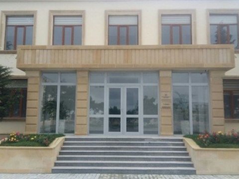 Ombudsmanın əməkdaşları internat məktəbinə baş çəkib