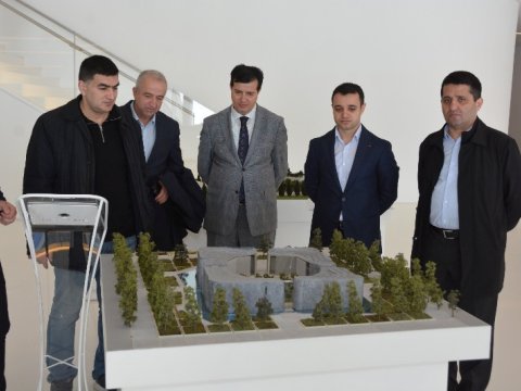 UNEC əməkdaşları Heydər Əliyev Mərkəzini ziyarət ediblər