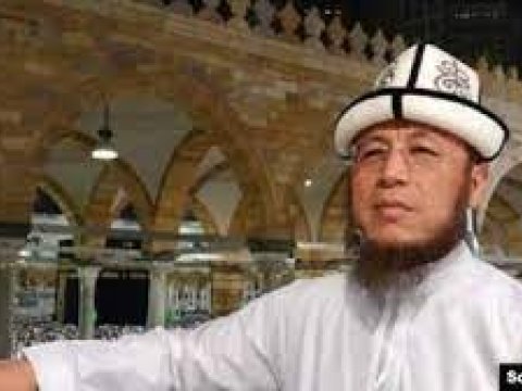 Qırğızıstan da latın əlifbasına keçmək İSTƏYİR