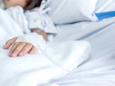 2-ci mərtəbədən yıxılan şagirdin vəziyyəti AÇIQLANDI