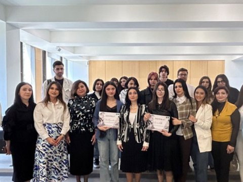 UNEC-də Heydər Əliyevin iqtisadi irsi müzakirə olunub