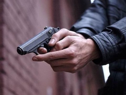 Serbiyada məktəbə silahlı hücum olub