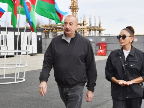 Prezident və birinci xanım Hadrutda məktəbin bərpası ilə tanış olublar