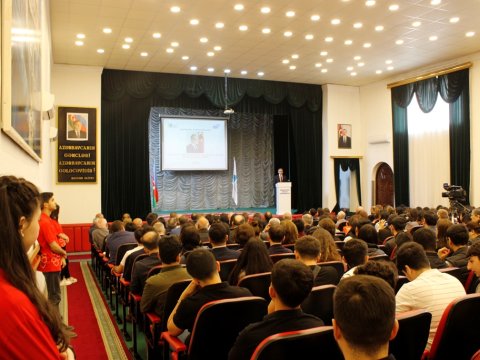MDU-da elmi konfrans keçirilib