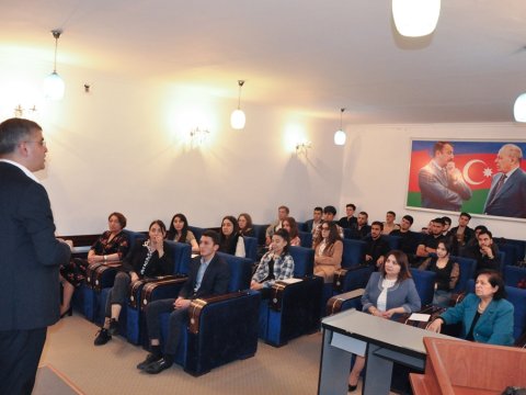 MDU-da seminar: Marketinq və biznes