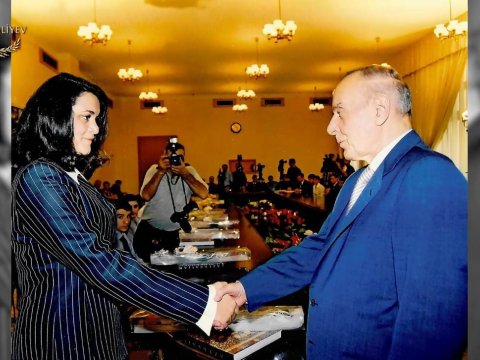“İlk Prezident təqaüdçüləri”ndən III qrup üçüncüsü Jalə Əzizova - VİDEO