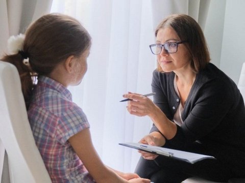 Məktəblərdə PSİXOLOQ vəzifəsinə qəbul belə aparılır  