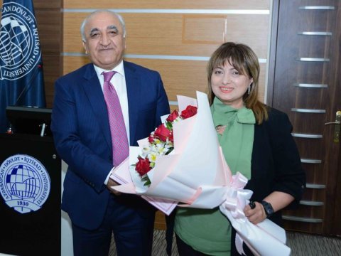 Elmi ad almış UNEC əməkdaşlarına diplomlar verildi