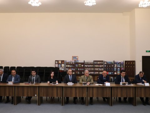 LDU-da imtahan sessiyasına hazırlıq müzakirə edilib