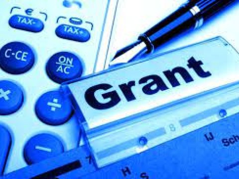 Qadın alimlər kişilərdən daha az qrant alırlar