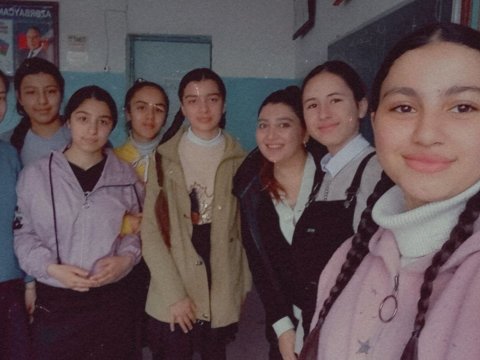 Gəncədə yaşayır, Bərdədə işləyir, Lənkəranda oxuyur - “Fədakar müəllim”lə MÜSAHİBƏ 