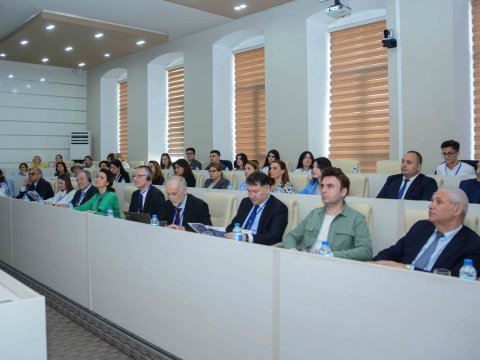  UNEC-də seminar: 