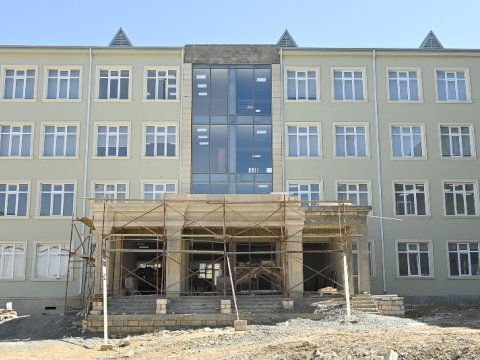 Xırdalanda tikilən bu məktəb şagird sıxlığını azaldacaq - Nazirlik