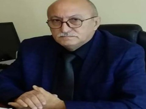 Rüşvət almaqla təqsirləndirilən  direktorun məhkəməsi başlayıb