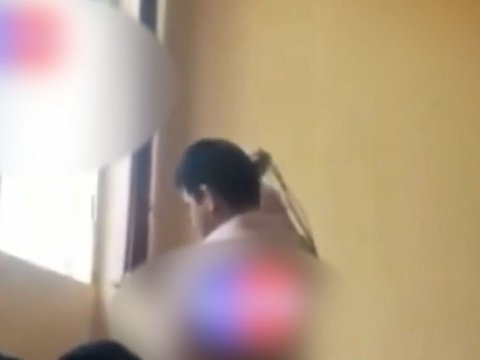 Müəllim uşaqları qamçı ilə döydü-YENİLƏNİB - VİDEO