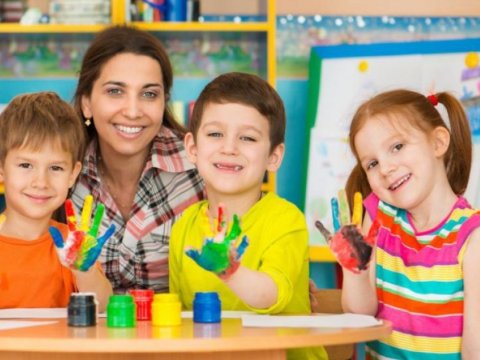 Bağça müəllimlərini gözləyən “təhlükə” - ARAŞDIRMA + FOTO